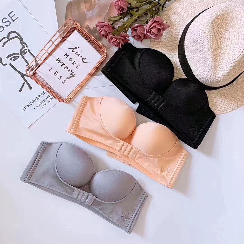 Strapless bra with front buckle