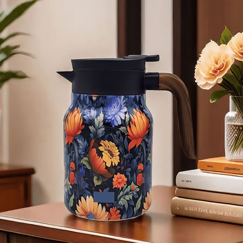 Retro floral pattern teapot