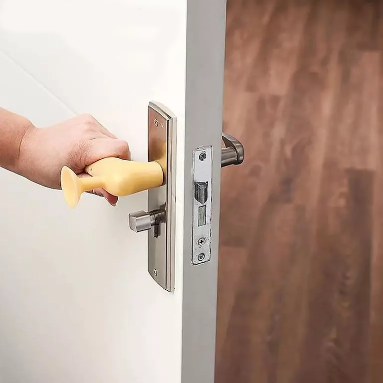 Anti-bump thickened silicone simple door handle