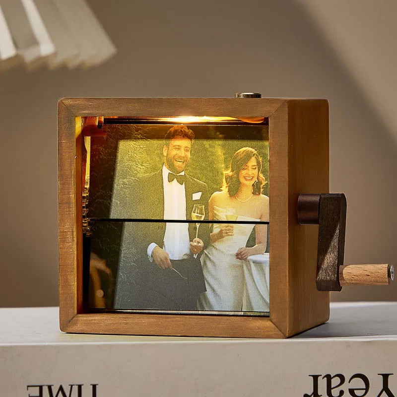 Mechanical Flipbook Box
