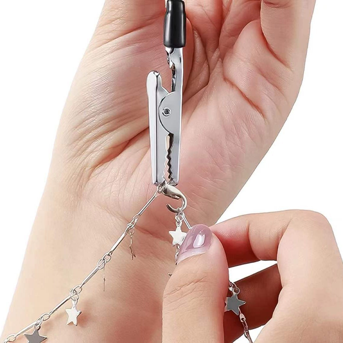 Jewelry Wearing Aid