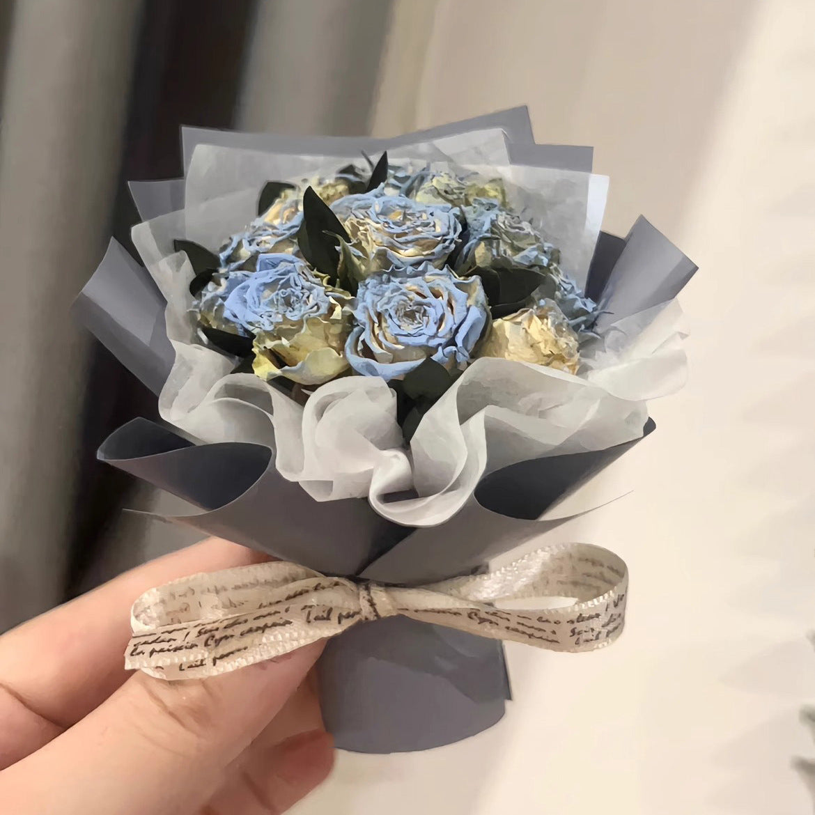 Mini Rose Bouquet Dried Flower Ornament