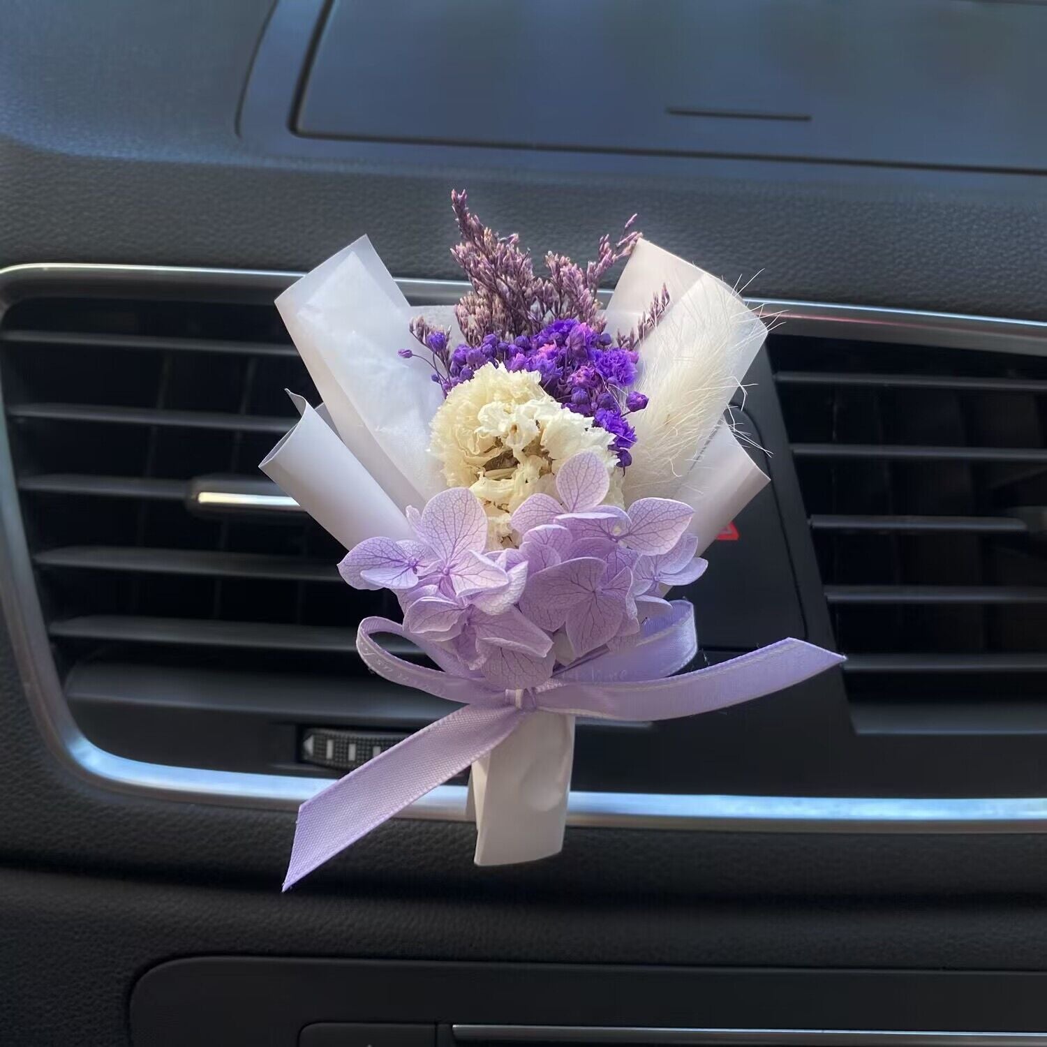 Car Aromatherapy Preserved Bouquet