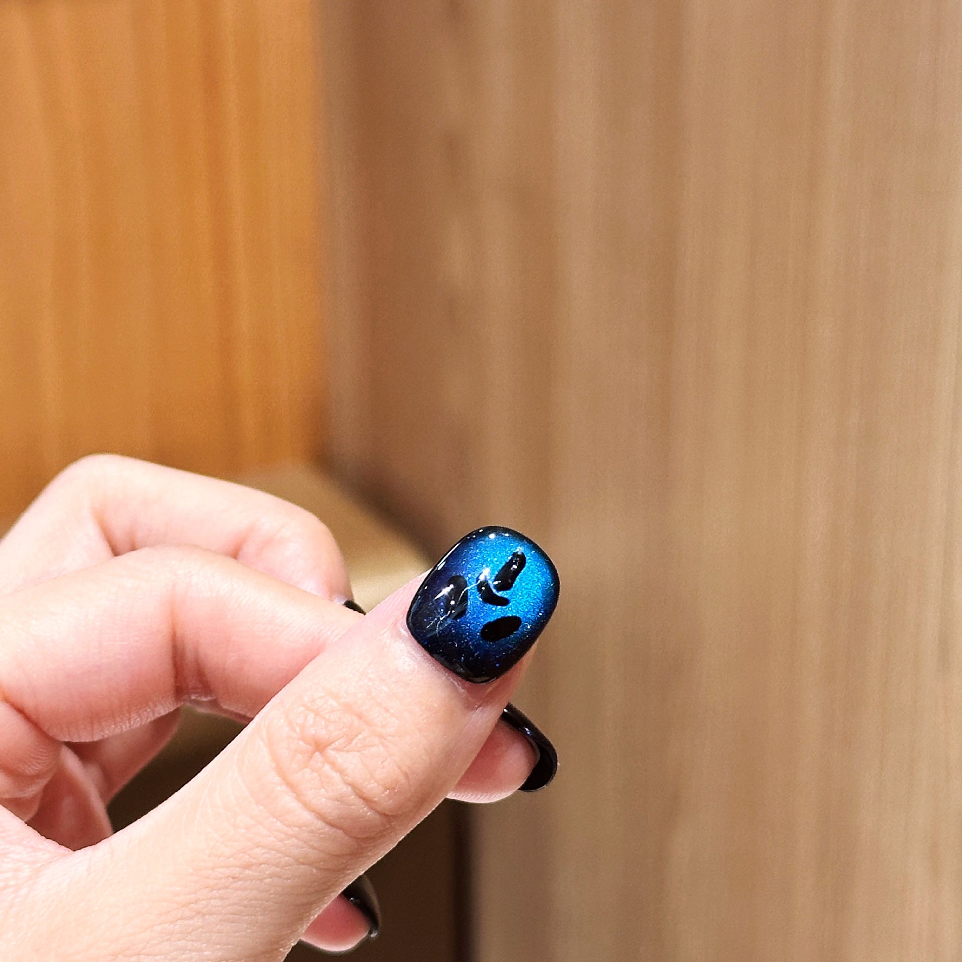 Halloween DIY Wearable Nails