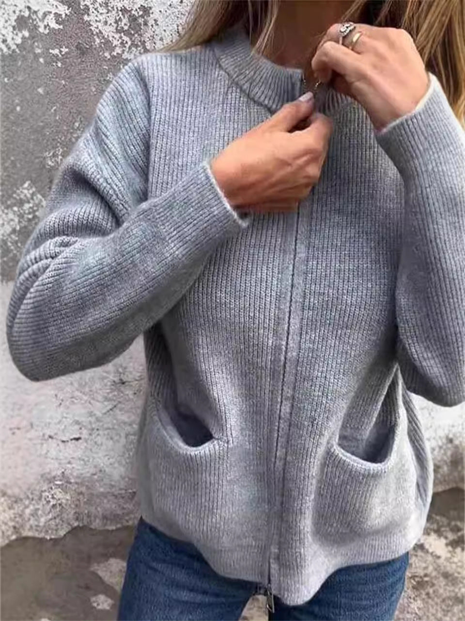 🔥 Round Neck Zipper Knitted Jacket