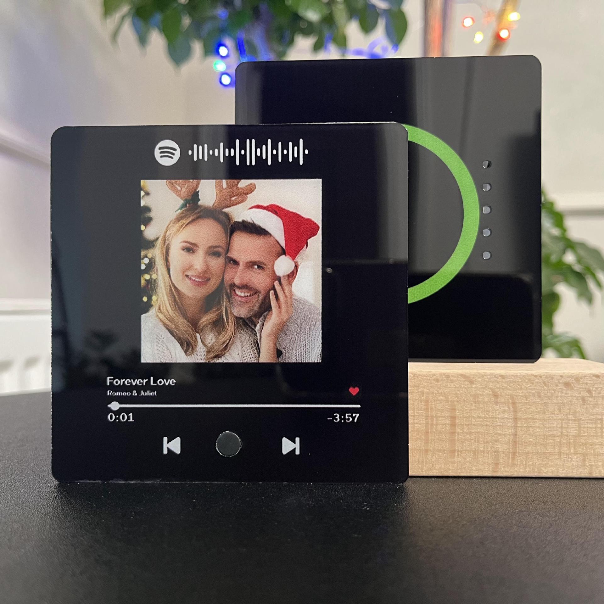 Customizable music-themed refrigerator magnets