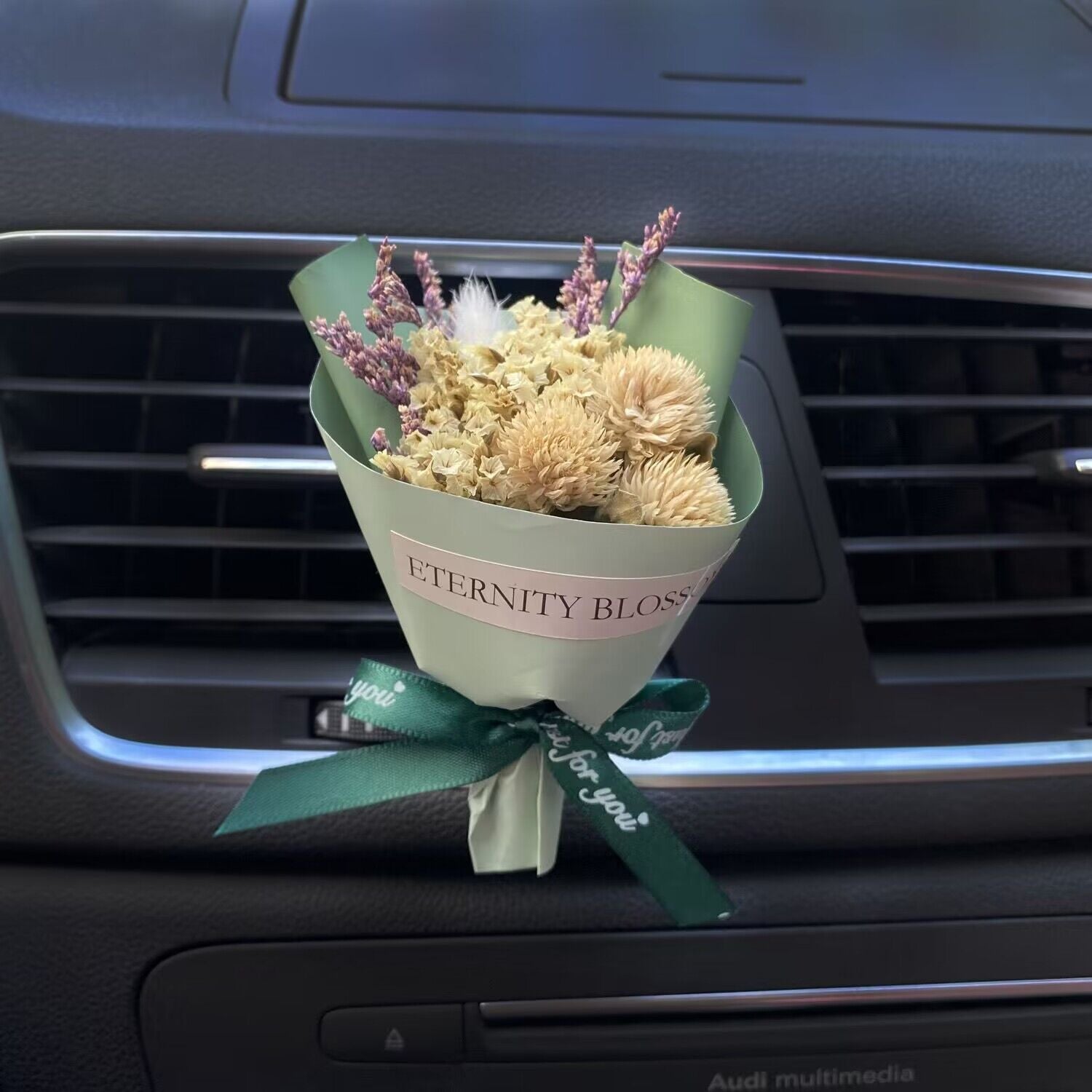 Car Aromatherapy Preserved Bouquet