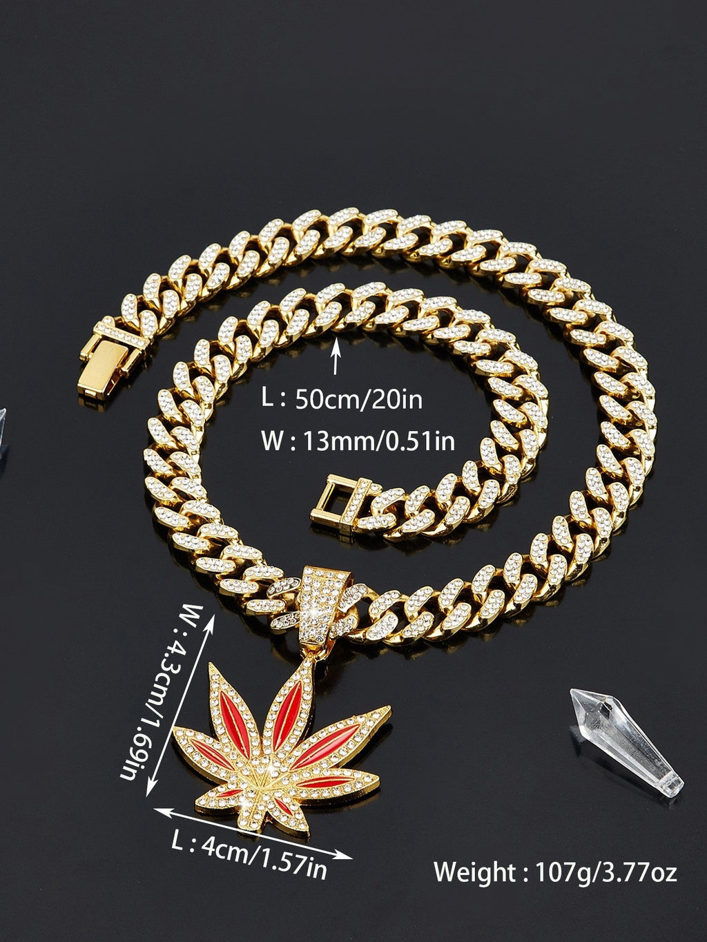 Fashionable Diamond-Studded Maple Leaf Necklace