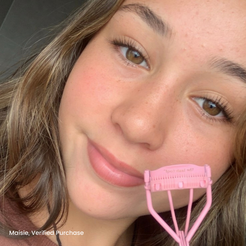 EYELASH CURLER