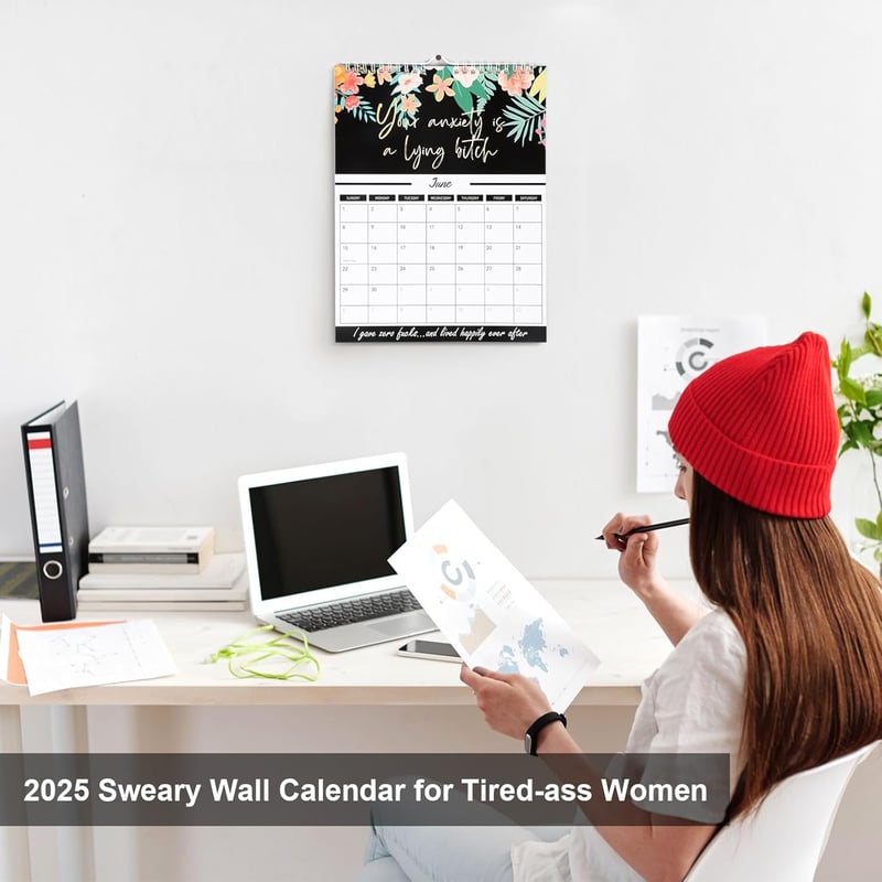 🎁2025 Calendar for Tired Women