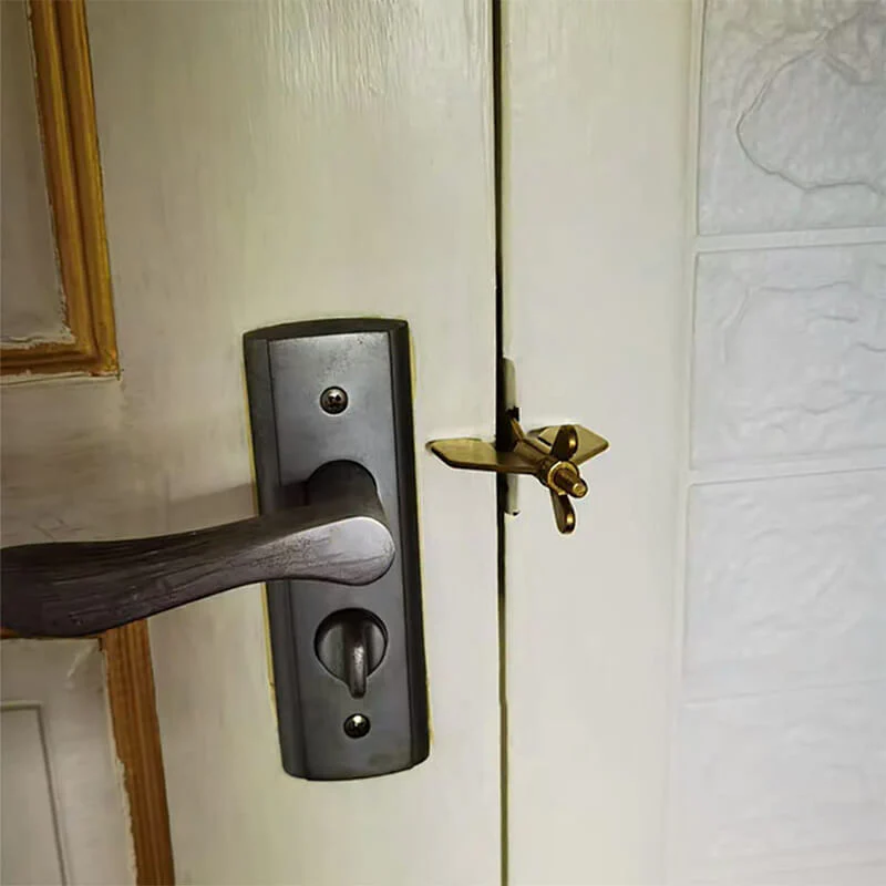 Thief door blocking door stopper