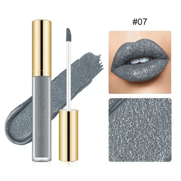 Pearlescent shimmering lip gloss
