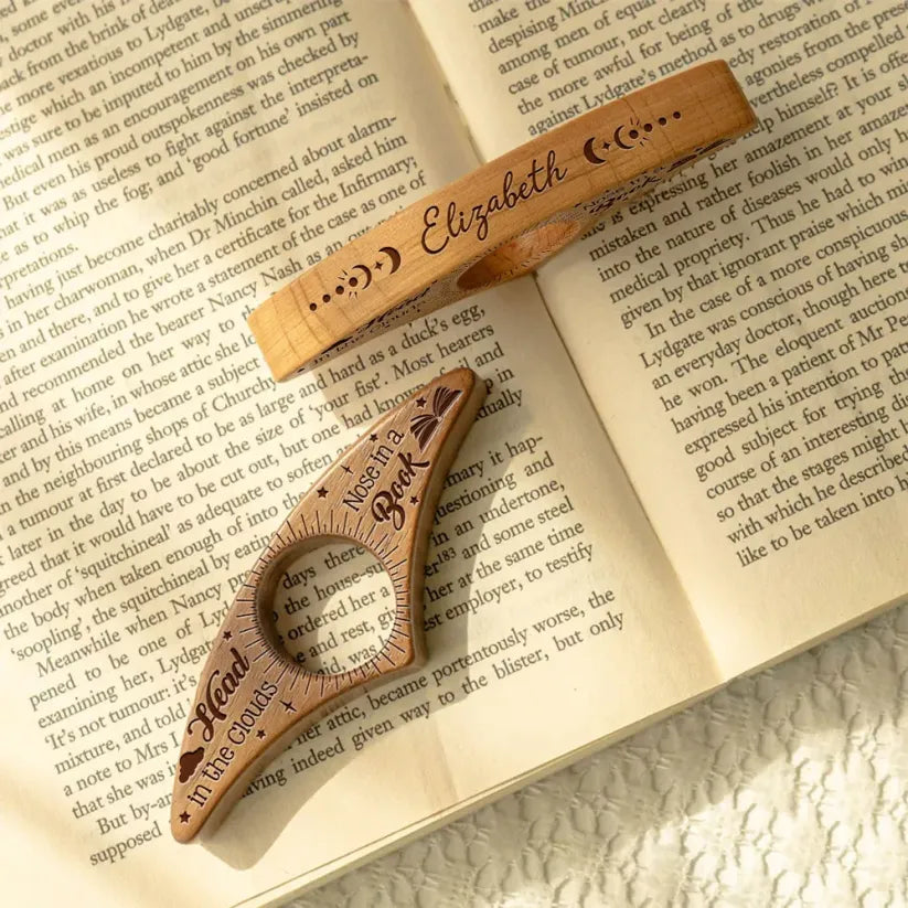 Portable wooden thumb clamp book press