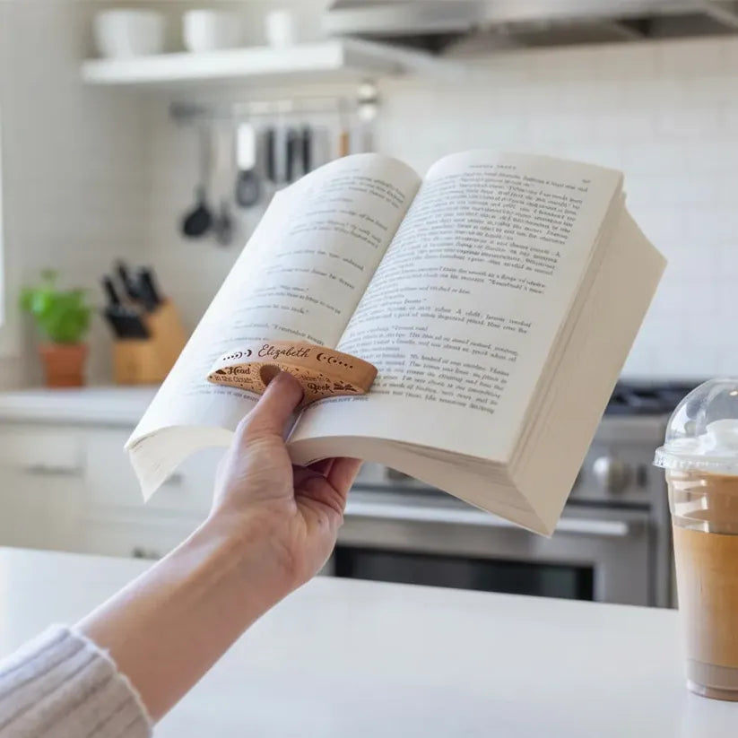 Portable wooden thumb clamp book press